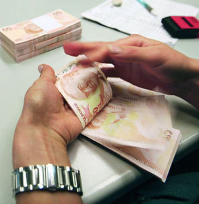 Emekli maaşları en az 1200 TL olacak