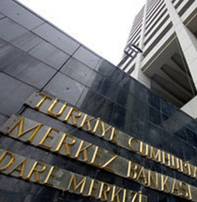 Merkez enflasyon hedefini indirdi