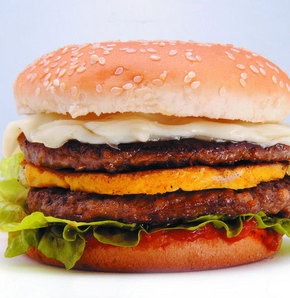 'Fast food'u 18 yaşından küçükler yemesin' önerisi