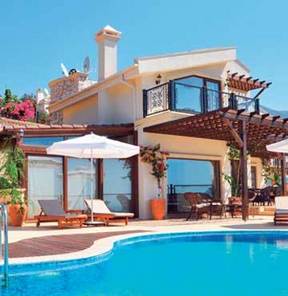 Oteller doldu, tatilciler villa tutuyor