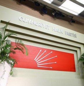 CHP’de neler oluyor?