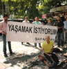Yaşamak için açlık grevi yapıyor!
