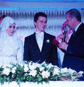 Başbakan yine üç çocuk istedi