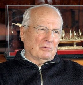 Kenan Evren kafas�na s�kacak!