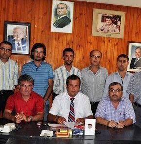 'Evet'çiler DP'den istifa etti