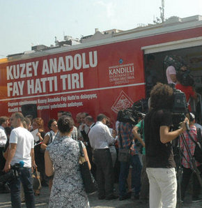 �stanbul'da 7 �iddetinde deprem bekliyoruz
