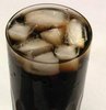 1 bardak kola bak�n neler yap�yor?