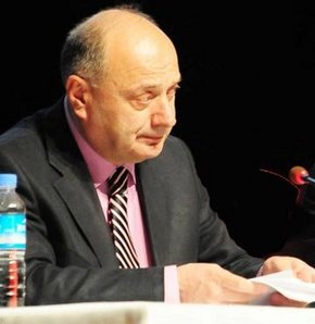 "O ses kaydı bana ait!"