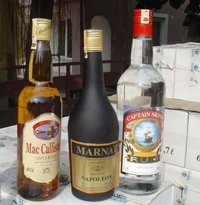 Jandarma 'yapraklarını' yoldu 