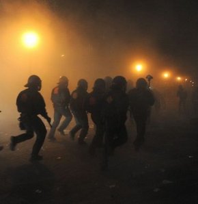 Sokak festivali çatışmaya döndü 