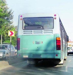 Eğitimsiz halk otobüsçüsüne neşter!