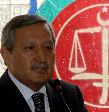 "Konuya taraflı ve maksatlı yaklaşılıyor"