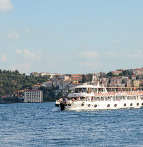Boğaz’da yeşil ve gri...
