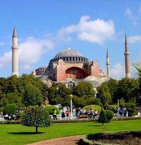 Ayasofya'ya İtalya'dan ödül