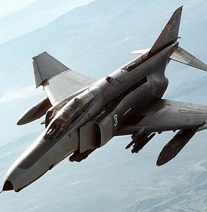 F-4 Savaş ucağı düştü!