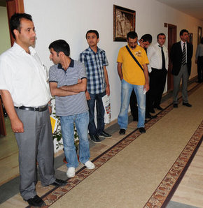 Kürt Dili bölümü Yüksek Lisans sınavı yapıldı