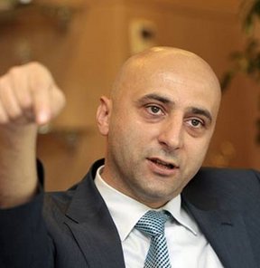 "Bankaların denetimi kendilerine bırakılmamalı"