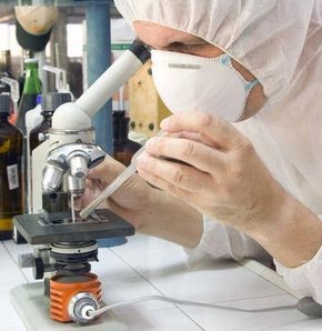 İnsanlık tehdit altında İnsanlık tehdit altında