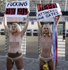 FEMEN bu kez UEFA'ya karşı soyundu
