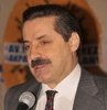 Bakan Çelik'in konvoyunda zincirleme kaza