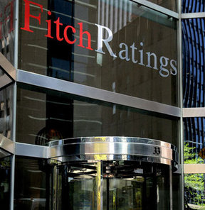Fitch sıradan geçirdi!