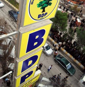 Batman BDP binası kurşunlandı- Batman, BDP, silahlı saldırı
