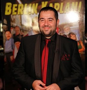 Ata Demirer benim de senaryomu çaldı!