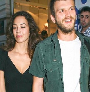 Kıvanç Tatlıtuğ ve Azra Akın'dan açıklama