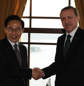 Preliminary pact to build power plants in Turkey