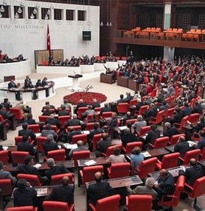 TBMM’de iç tüzük tartışması sürecek