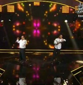 O Ses Türkiye'de muhteşem performans VİDEO