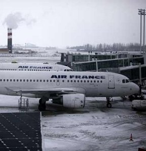 Air France, pilot grevi, zarar 