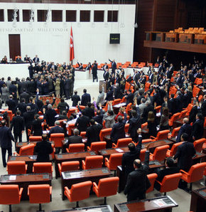 CHP'li milletvekilleri: Cemil Çiçek istifa- CHP, Genel Kurul TBMM, Cemil Çiçek