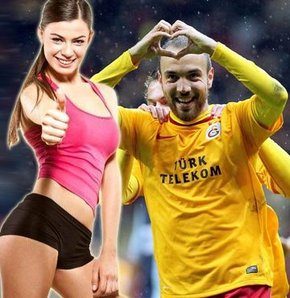 Saha dışında koşturuyor