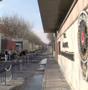 İstanbul'da "çakma" operasyon! Bir milyon taklit ürün ele geçirildi