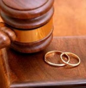 Boşanma 'geçim kapısı' mı oldu?