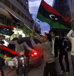 Libya demokrasiyle  tanıştı 