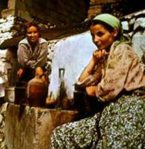 Erkeklerin 'şalvar davası'