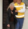 Eğlenmeye gittiği barda fazla hesap yüzünden çıkan tartışmada dayak yedi, evde eşine 