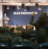 Bakan'a ayakkabılı protesto