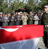 Şehit er memleketine uğurlandı