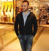 Yalnız adam!