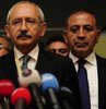 "Kişilerin değil uygulamanın karşısındayım"