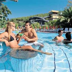 Türkiye’nin en iyi aile oteli ‘Aqua Fantasy’!
