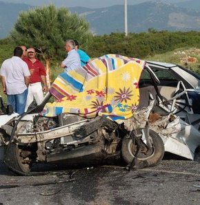 aşırı hız can aldı, aydın, didim, trafik kazası