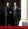 ... Ve Sarkozy gider 