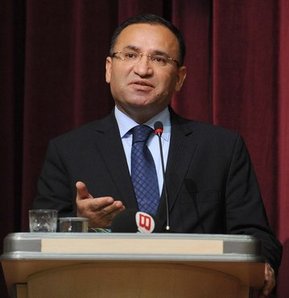 Bekir Bozdağ