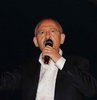"Gençler hapiste değil, meydanda olmalı"