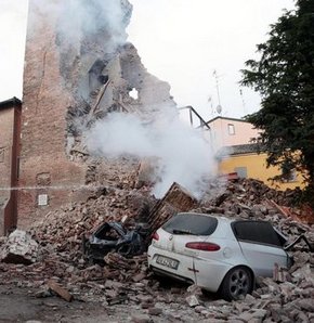 İtalya'da deprem!