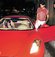 Yeni Ferrari'siyle turluyor